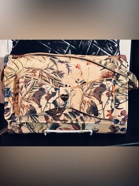 Betsey Johnson Beige Floral & Bird Bow Crossbody Bag